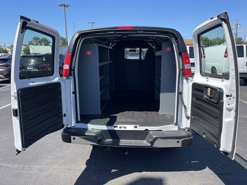 New 2025 Chevrolet Express 2500 Work Van w/ Driver Convenience Package image 7