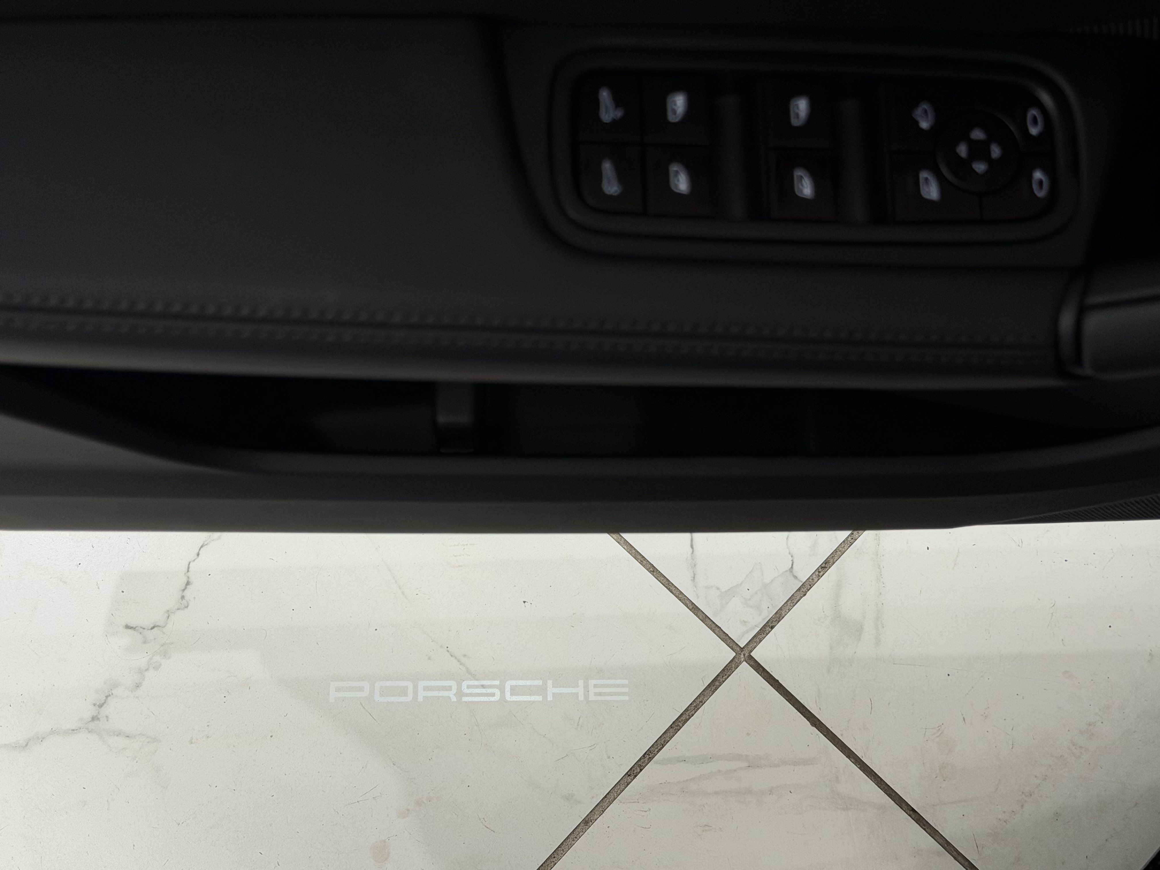 New 2026 Porsche Cayenne GTS AWD/4WD image 30
