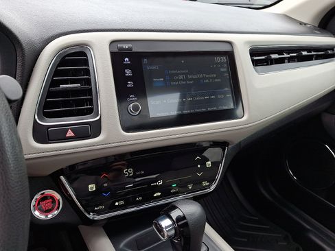 Certified 2022 Honda HR-V EX image 23