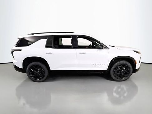 New 2026 Chevrolet Traverse RS image 5
