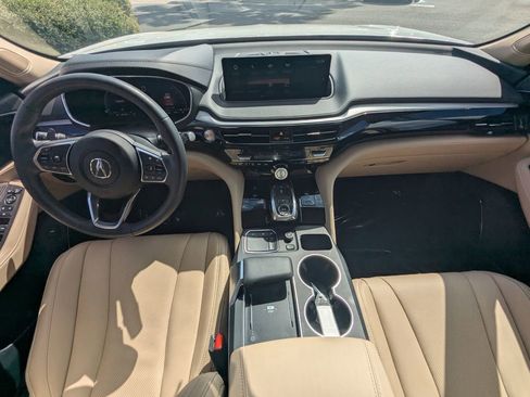 Used 2024 Acura MDX FWD w/ Technology Package image 3