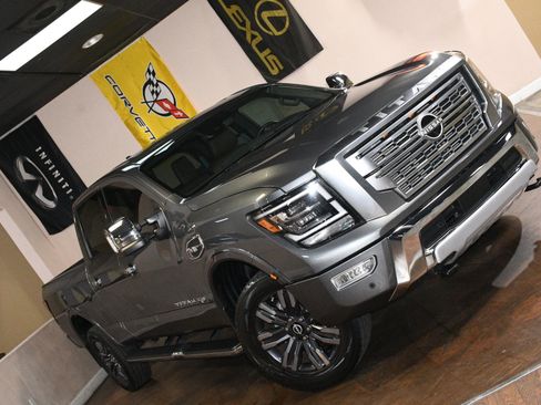 Used 2023 Nissan Titan Platinum Reserve w/ Moonroof Package AWD/4WD image 77