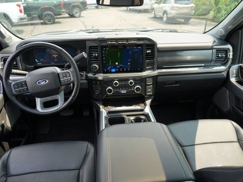 Used 2024 Ford F350 Lariat w/ Lariat Ultimate Package AWD/4WD image 23