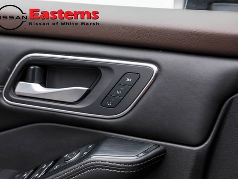 Used 2021 Nissan Rogue SL image 34