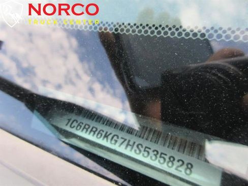 Used 2017 RAM 1500 Express w/ Black Ram 1500 Express Group image 21