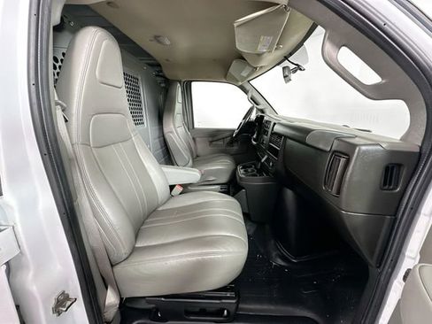 Used 2022 Chevrolet Express 2500 w/ Driver Convenience Package RWD image 24