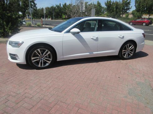 Used 2023 Audi A6 Premium Plus w/ Premium Plus Package AWD/4WD image 3