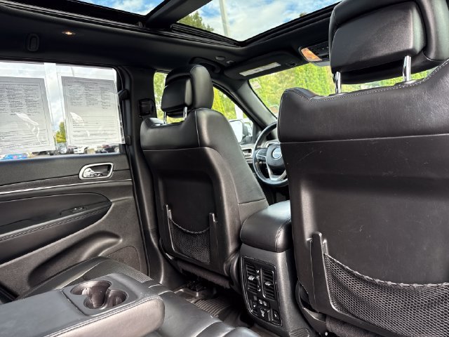 Used 2018 Jeep Grand Cherokee Limited w/ Luxury Group II AWD/4WD image 23