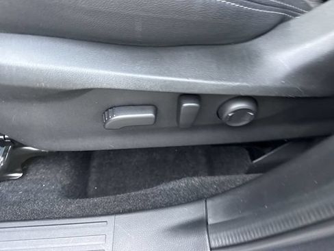 Certified 2023 Subaru Forester Premium AWD/4WD image 12