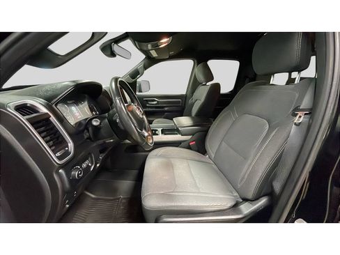 Used 2019 RAM 1500 Big Horn AWD/4WD image 12