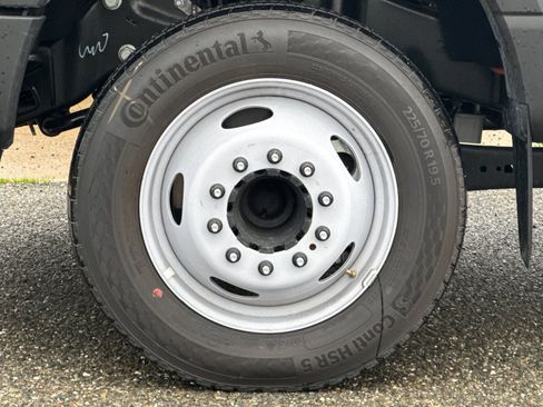 New 2025 Ford F550 2WD Regular Cab Super Duty image 26