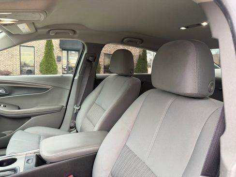Used 2016 Chevrolet Impala LS w/ Power Convenience Package image 13