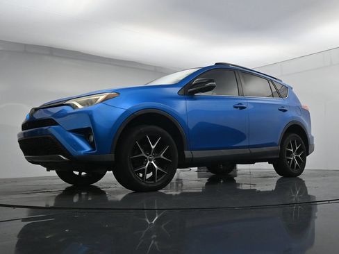 Used 2017 Toyota RAV4 SE w/ Advanced Technology Package AWD/4WD image 20