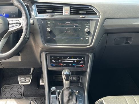 Used 2022 Volkswagen Tiguan SE R-Line image 22