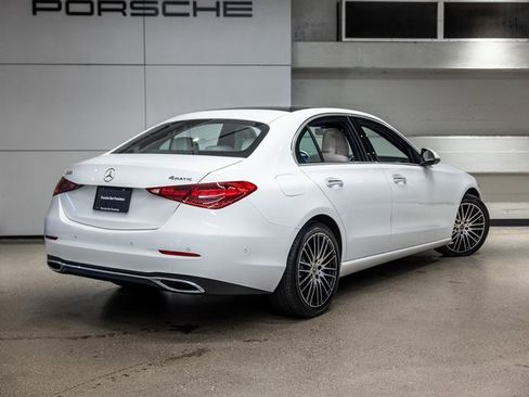 Used 2025 Mercedes-Benz C 300 4MATIC Sedan image 5