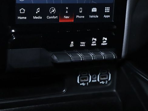 Used 2024 RAM 1500 Big Horn AWD/4WD image 27