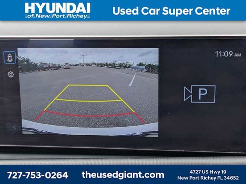 Used 2025 Hyundai Tucson SE image 20