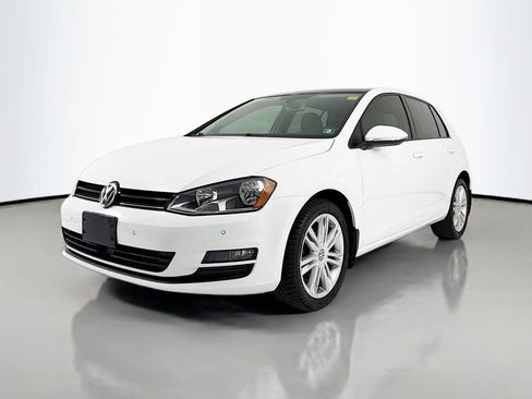 Used 2015 Volkswagen Golf TDI SE image 3
