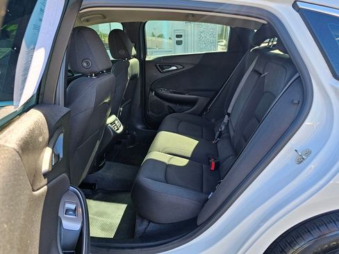 Used 2024 Chevrolet Malibu LT FWD image 13