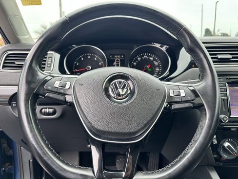 Used 2016 Volkswagen Jetta SEL image 33