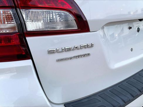 Used 2019 Subaru Outback 2.5i Touring w/ Protection Package #1 AWD/4WD image 10