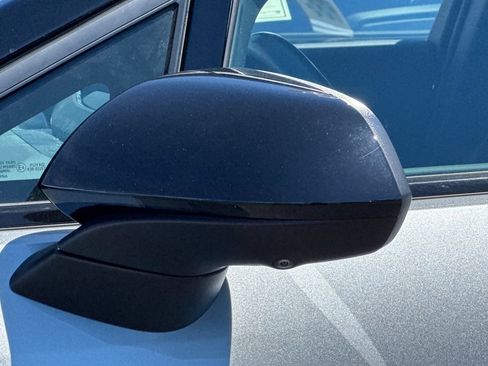 Used 2024 Chevrolet Equinox EV RS FWD image 48