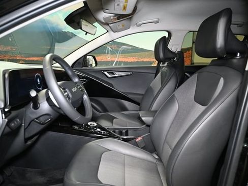 Used 2024 Kia Niro Wind FWD image 22