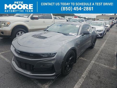 Used 2021 Chevrolet Camaro SS RWD image 1