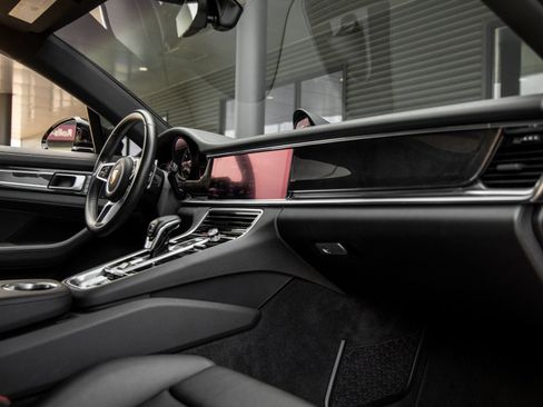 Certified 2020 Porsche Panamera 4S Executive AWD/4WD image 48