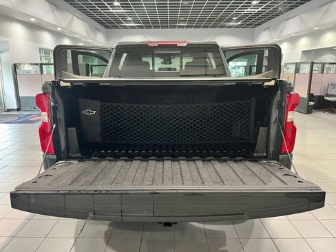 Used 2025 Chevrolet Silverado 1500 LT Trail Boss w/ Convenience Package II AWD/4WD image 10