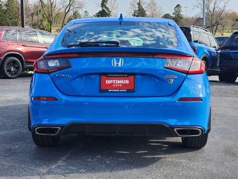 Used 2023 Honda Civic Sport Touring image 6