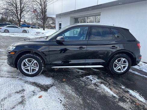 Used 2018 Audi Q5 2.0T Premium image 2