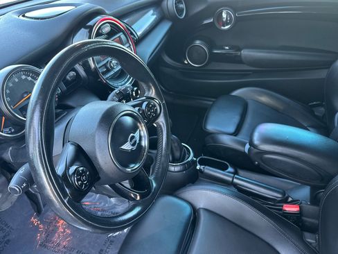 Used 2015 MINI Cooper S FWD image 10