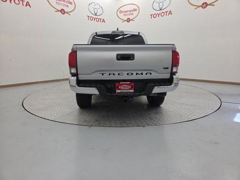 Used 2022 Toyota Tacoma SR5 image 7