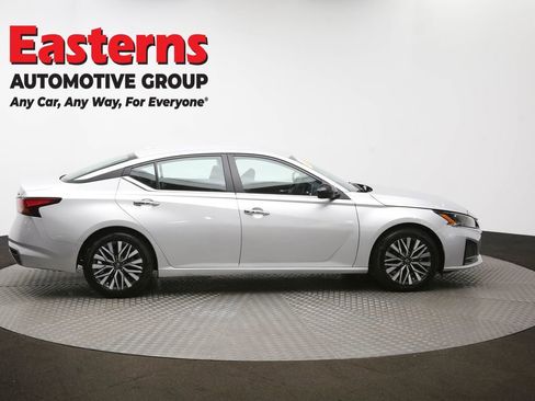 Used 2024 Nissan Altima 2.5 SV image 44