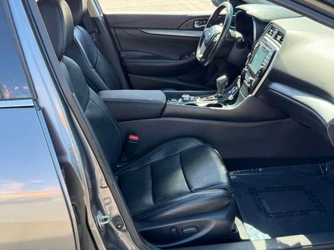 Used 2017 Nissan Maxima 3.5 SV FWD image 31