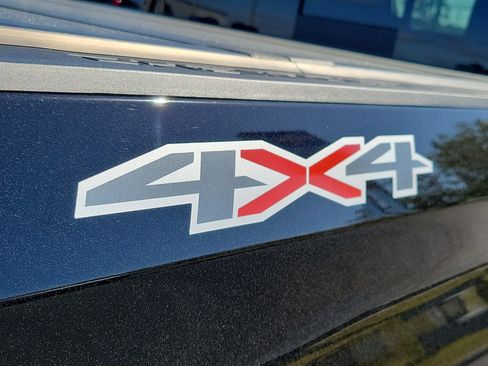 Used 2025 Chevrolet Silverado 1500 RST w/ Redline Edition image 8