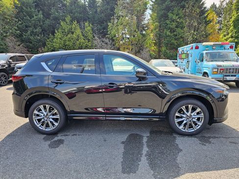 New 2025 MAZDA CX-5 AWD 2.5 S w/ Premium Plus Pkg image 4