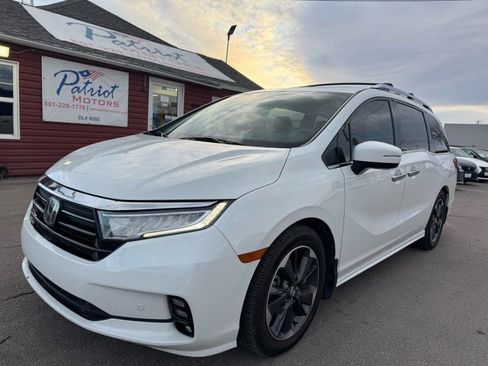 Used 2022 Honda Odyssey Elite image 1