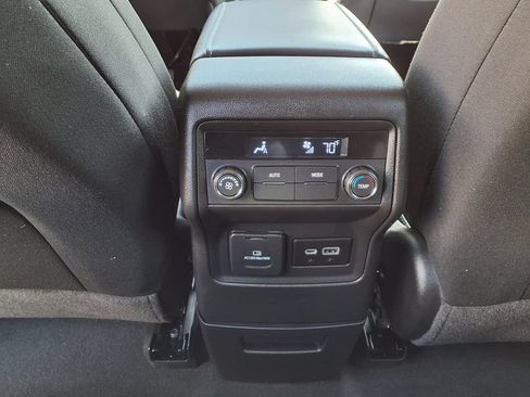 Certified 2023 GMC Acadia SLE w/ Driver Convenience Package FWD image 14