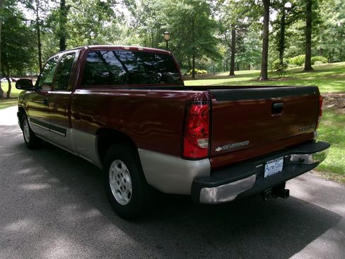 Used 2004 Chevrolet Silverado 1500 LS RWD image 7