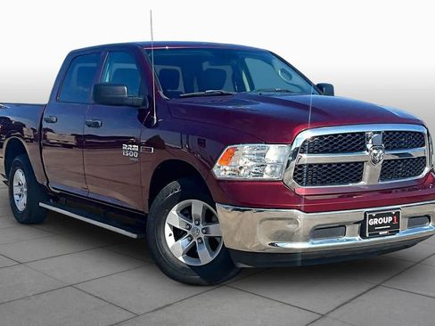 Used 2019 RAM 1500 Tradesman w/ Chrome Appearance Group RWD image 3