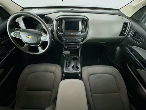 Used 2019 Chevrolet Colorado W/T w/ WT Convenience Package RWD image 10