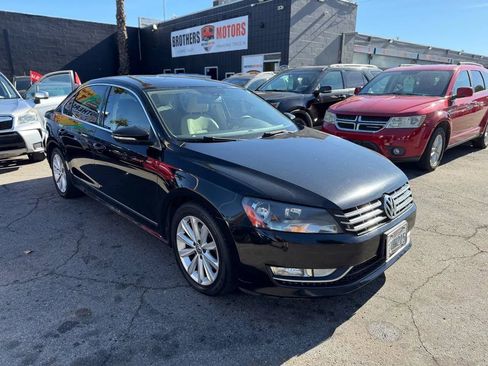 Used 2012 Volkswagen Passat 2.5 SEL Premium image 18