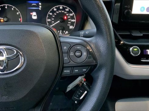 Used 2024 Toyota Corolla LE image 24