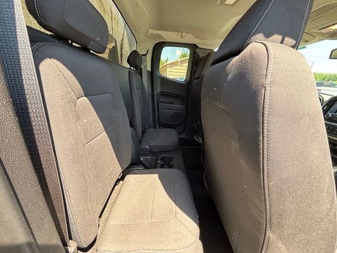 Used 2019 Chevrolet Colorado LT w/ Safety Package RWD image 15