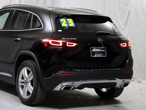 Used 2023 Mercedes-Benz GLA 250 4MATIC image 10