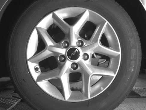 Used 2025 Kia Soul LX w/ LX Technology Package FWD image 14