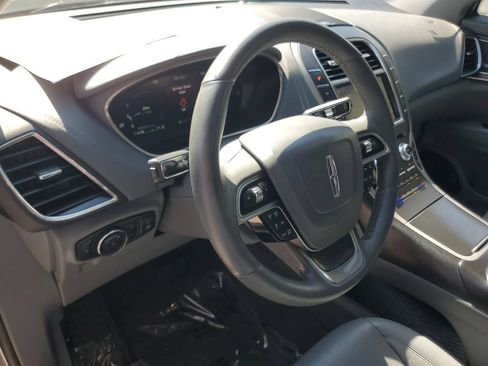 Used 2020 Lincoln Nautilus Reserve w/ Equipment Group 201A FWD image 17