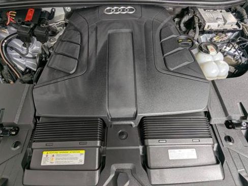Used 2019 Audi Q7 3.0T Premium AWD/4WD image 37